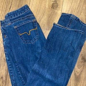 KIMES RANCH • BETTY